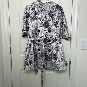 Vertigo Paris women’s gray cream peacoat belted half‎ sleeve coat medium